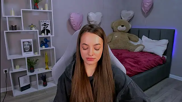 MelanieAlves online show from March 2026 02:21:02 PM