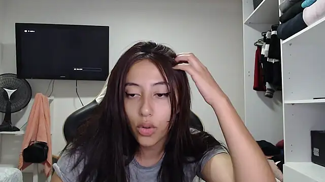 Snapshot of babygirlfree chatting on February 2026 06:32:01 AM babygirlfree online show from February 2026 06:32:01 AM