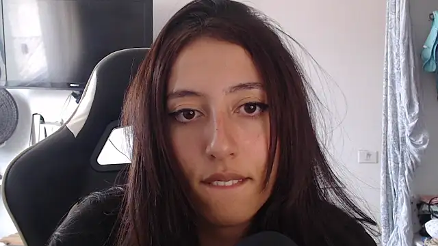 Snapshot of babygirlfree chatting on February 2026 06:30:01 PM babygirlfree online show from February 2026 06:30:01 PM