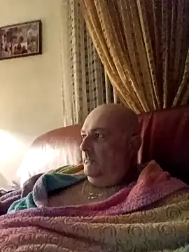 Alexis Bull online show from November 2025 11:37:02 PM