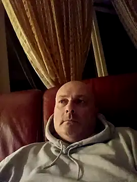 Alexis Bull online show from January 2026 11:42:02 PM