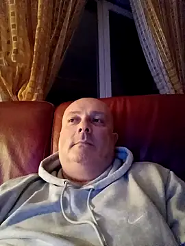 Alexis Bull online show from March 2026 12:26:01 AM