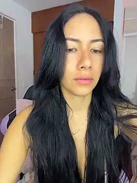 ArianaReynoldss online show from April 2026 10:20:02 AM