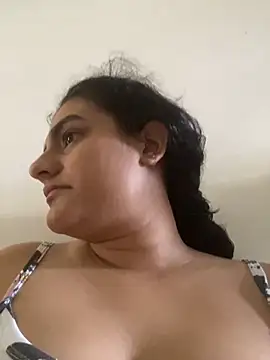 carlafox05 online show from April 2026 02:18:02 PM