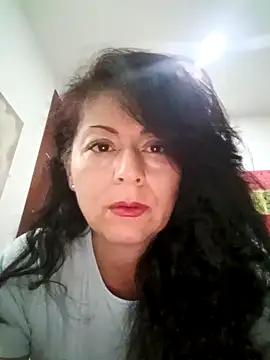 lunadicty online show from April 2026 10:10:02 PM