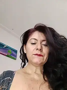 Snapshot of lunadicty chatting on July 2026 05:41:01 PM lunadicty online show from July 2026 05:41:01 PM