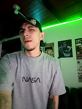 Snapshot of Chris__Jones chatting on April 2026 10:25:02 PM Chris Jones online show from April 2026 10:25:02 PM