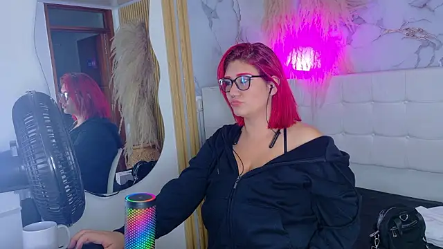 Cerecitaa02  online show from March 2026 11:28:02 PM