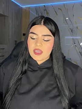 Kariina  69 online show from March 2026 03:03:02 AM