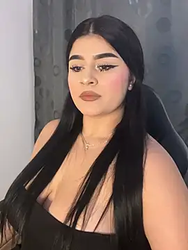 Kariina  69 online show from July 2026 06:45:02 PM