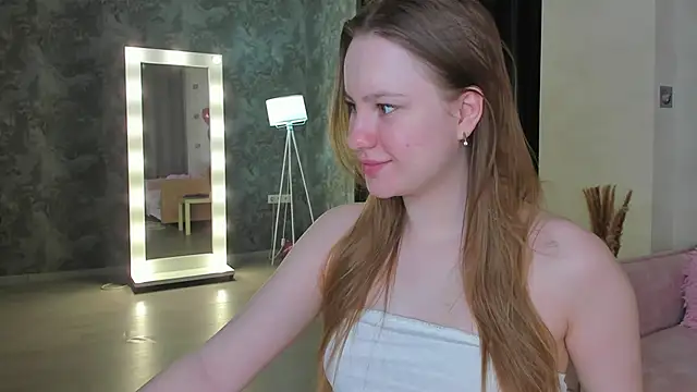 Candy Cansew online show from May 2026 01:03:01 AM