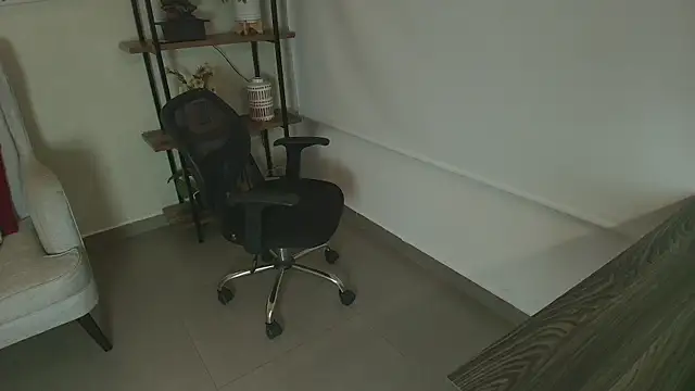  Victoria Collins online show from July 2026 11:04:02 AM
