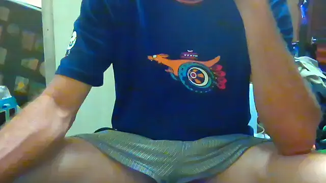 Lovyourpuss online show from April 2026 05:47:01 PM