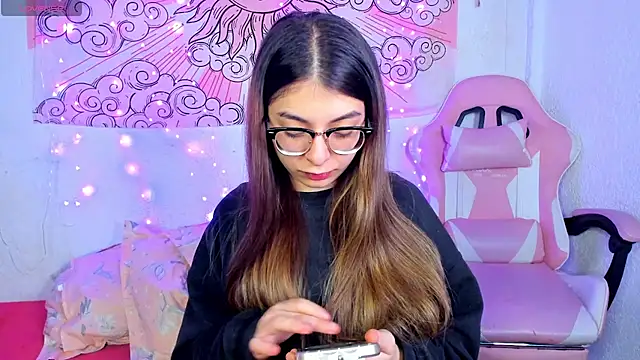abbie jensen  online show from July 2026 04:44:02 AM