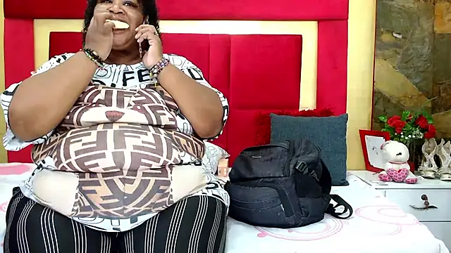 Snapshot of Exoticbigmandy chatting on June 2026 01:54:01 PM Exoticbigmandy online show from June 2026 01:54:01 PM