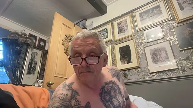 poggles online show from May 2026 08:03:02 PM