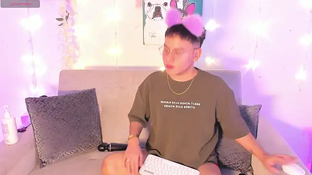 Young Ben online show from May 2026 11:42:01 PM