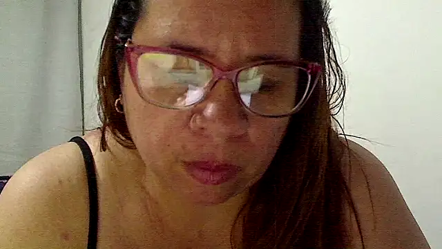 Snapshot of luciana69hot chatting on June 2026 01:28:02 AM luciana69hot online show from June 2026 01:28:02 AM
