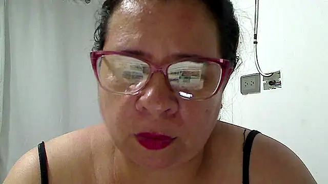 Snapshot of luciana69hot chatting on June 2026 10:25:02 PM luciana69hot online show from June 2026 10:25:02 PM