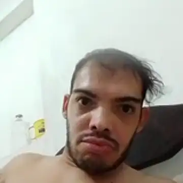 GuilhermeYuree online show from April 2026 05:08:02 AM