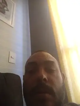 Snapshot of jfgustavo001 chatting on March 2026 12:31:02 PM jfgustavo001 online show from March 2026 12:31:02 PM
