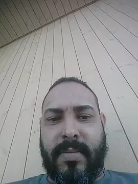 Snapshot of jfgustavo001 chatting on July 2026 03:47:01 PM jfgustavo001 online show from July 2026 03:47:01 PM