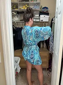 sweetsirenn online show from March 2026 10:15:01 PM