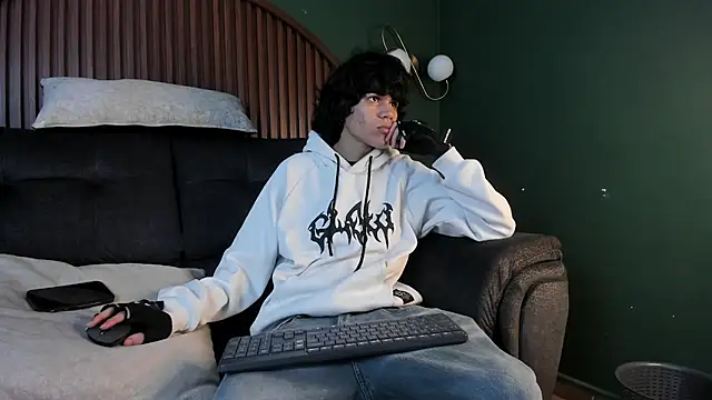 Diamond twink online show from July 2026 05:42:02 AM