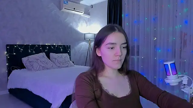 sweete chantal online show from December 2025 05:07:02 PM