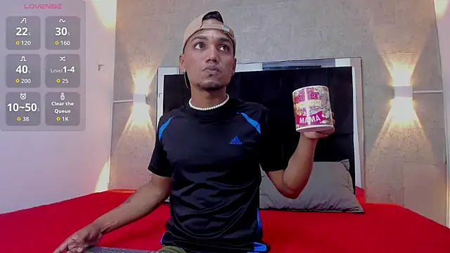 mateonick40 online show from November 2025 05:40:02 PM