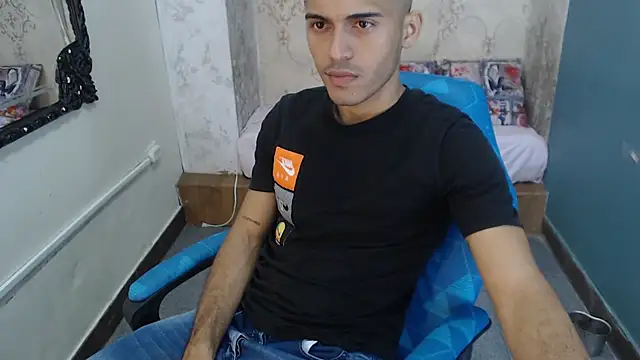 Snapshot of Derek_Storm_ chatting on November 2025 11:30:01 AM Derek Storm online show from November 2025 11:30:01 AM