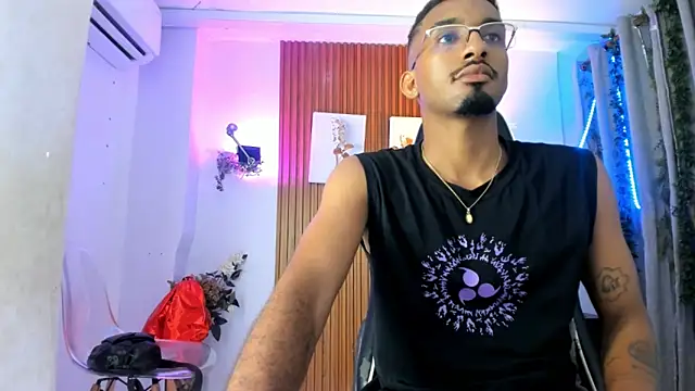 Darwin mayo online show from October 2025 05:24:02 PM