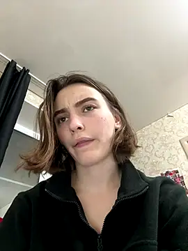 ZariaFlame online show from November 2025 09:11:01 PM