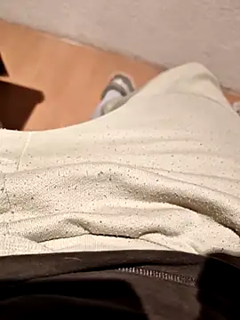 Livian69557 online show from October 2025 01:14:01 AM