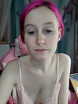 Fuzzy Unicorn online show from November 2025 07:15:02 PM