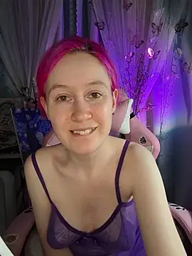 Fuzzy Unicorn online show from May 2026 07:32:02 PM