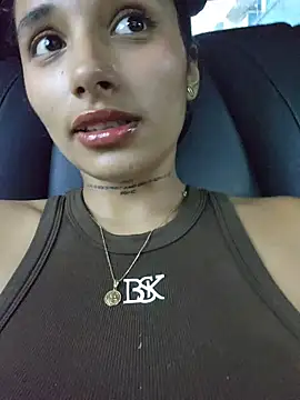 Lorena Mcfly online show from April 2026 07:07:02 PM