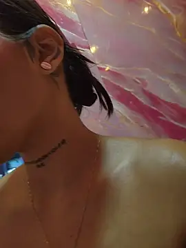 Lorena Mcfly online show from April 2026 11:27:01 AM