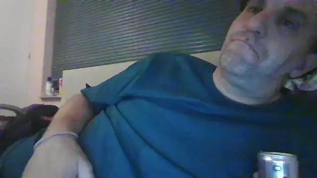 Snapshot of JasperGeil chatting on October 2025 11:15:01 PM JasperGeil online show from October 2025 11:15:01 PM