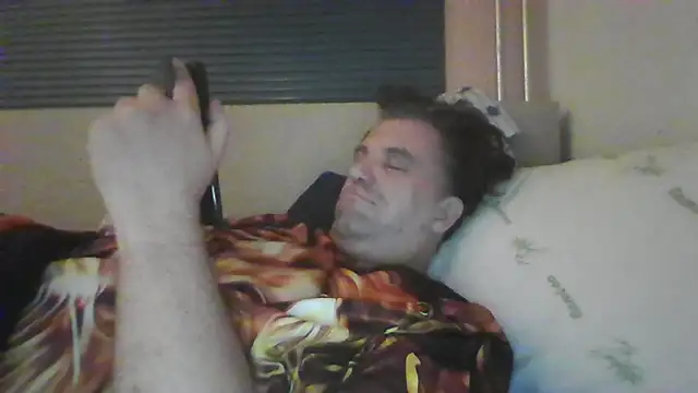Snapshot of JasperGeil chatting on October 2025 10:54:02 PM JasperGeil online show from October 2025 10:54:02 PM