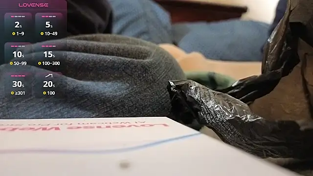 Shy Naughty Girl online show from March 2026 12:38:02 AM