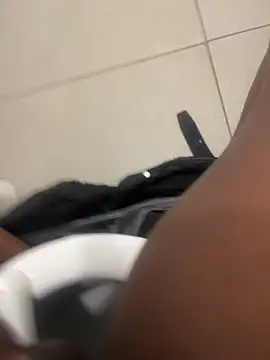 kamo012000 online show from April 2026 11:56:02 AM