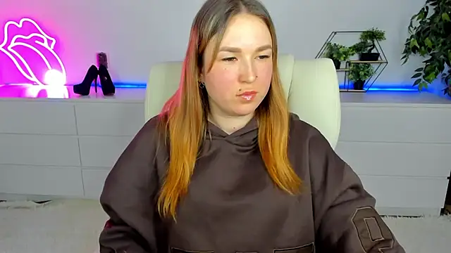 Sofii darling online show from February 2026 05:31:01 PM