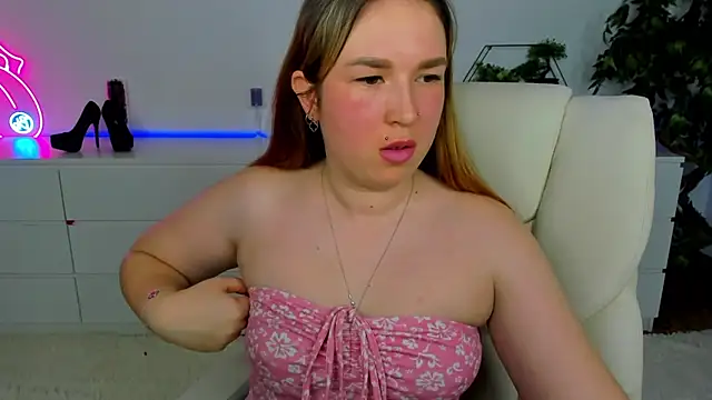 Sofii darling online show from March 2026 05:41:01 PM