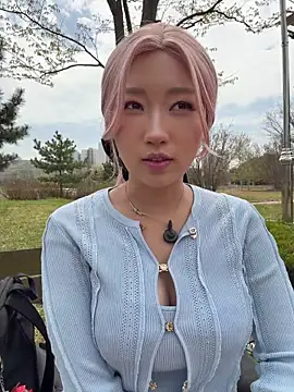 winter11 online show from April 2026 03:42:01 AM