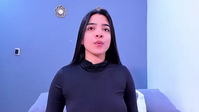 Snapshot of KamilaBetancourt chatting on June 2026 01:04:01 PM KamilaBetancourt online show from June 2026 01:04:01 PM