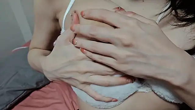 Snapshot of hinata_chan3 chatting on January 2026 11:59:02 AM hinata chan3 online show from January 2026 11:59:02 AM