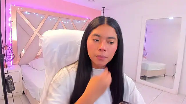 samantaa shy online show from February 2026 02:06:02 AM