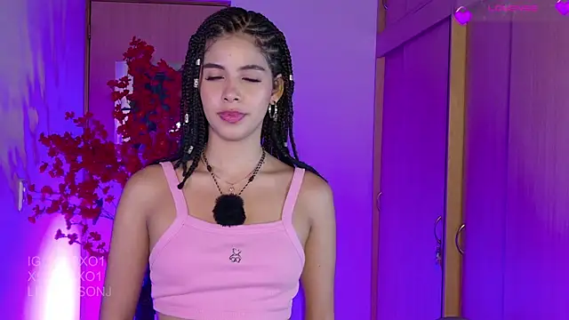 Snapshot of lilijwatson chatting on May 2026 02:17:02 AM lilijwatson online show from May 2026 02:17:02 AM