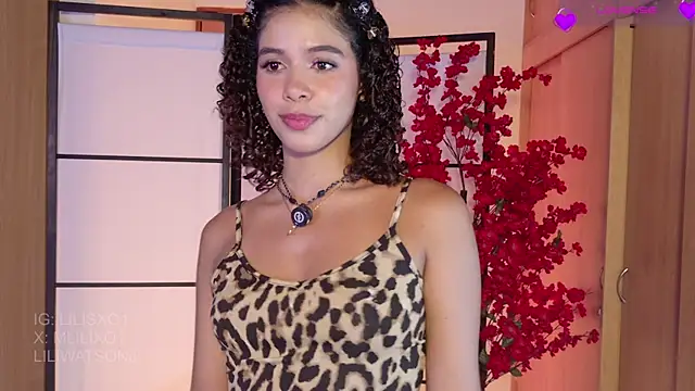 Snapshot of lilijwatson chatting on June 2026 03:53:01 AM lilijwatson online show from June 2026 03:53:01 AM